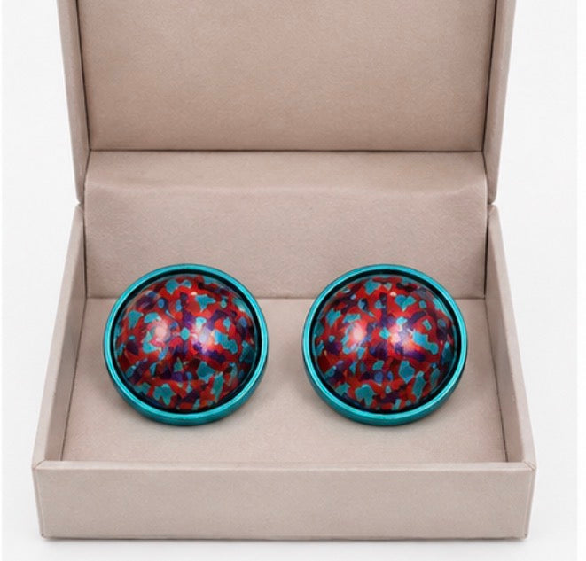 Vintage 1988 Avon Domed Camouflage Pierced Earrings with Original Box