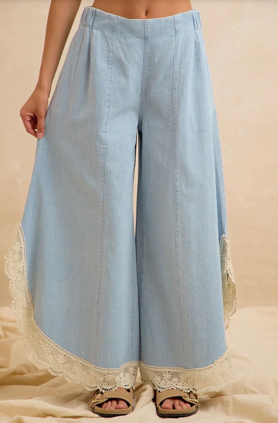 BLUEBELL LACE TULIP-HEM Wide Leg Denim Pants